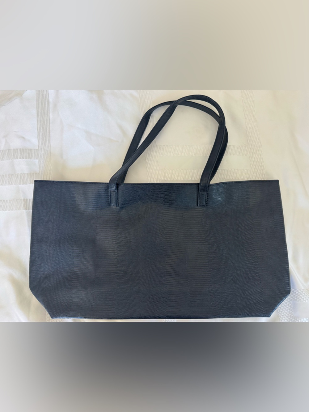 Saks 5th Avenue Dark Blue Tote Bag - Everyday Shoulder Bag